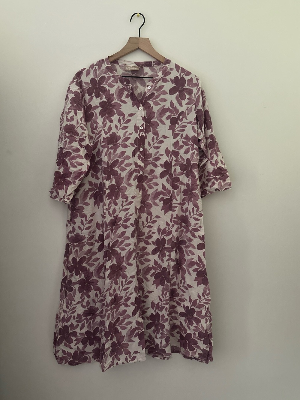 Floral Button-Front Linen Kurti in Mauve and White + matching bottoms